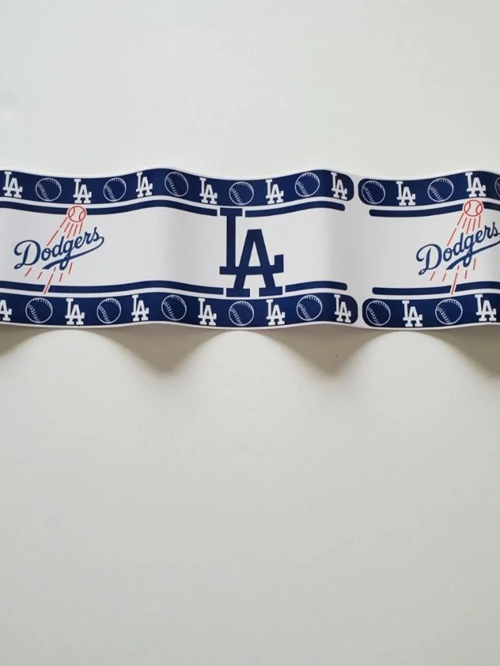 LOS ANGELES DODGERS MLB PEEL & STICK WALLPAPER BORDER. NEW